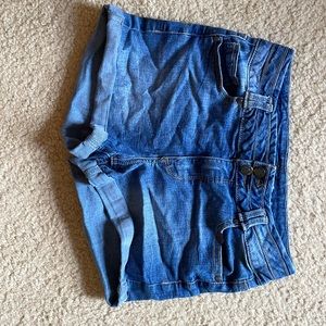 Bluespice high waisted bluedenim shorts size 7